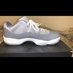 Retro 11s Low Cool Grey
